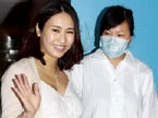 黎姿出院精神饱满 大女归家小女留院